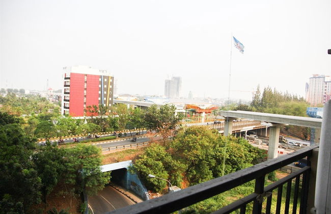 Homey 1BR @ Mutiara Bekasi Apartment - Foto 19