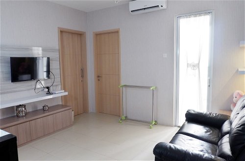 Foto 1 - Comfort 1BR Apartment with Sofa Bed connected to Mall Bassura City