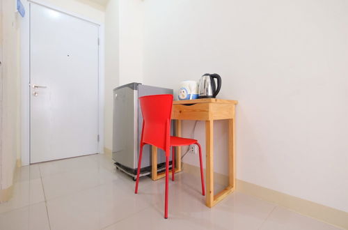 Photo 17 - Comfy Studio Apartment @ Green Pramuka City