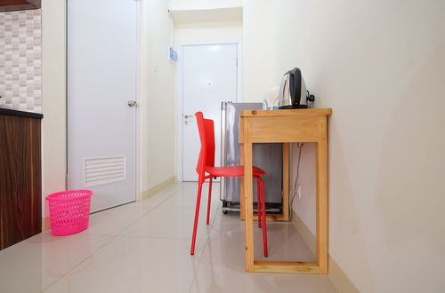 Photo 19 - Comfy Studio Apartment @ Green Pramuka City