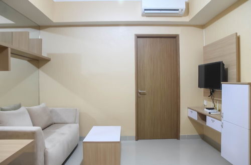 Foto 5 - Spacious 1 BR at The Oasis Cikarang Apartment