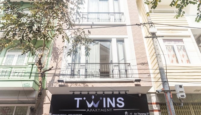 Photo 1 - Twins Apartment