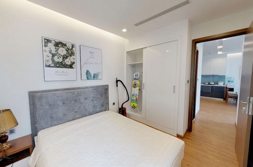 Photo 11 - Luxury Apartment in Vinhomes Metropolis