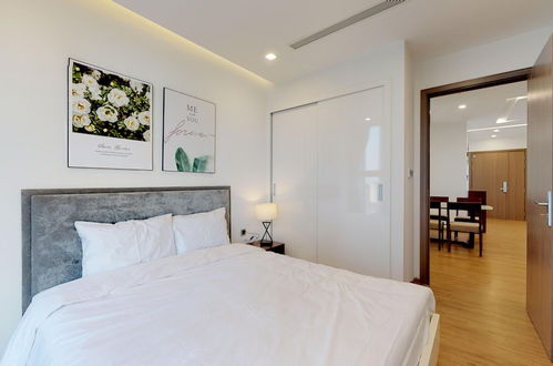 Photo 9 - Luxury Apartment in Vinhomes Metropolis