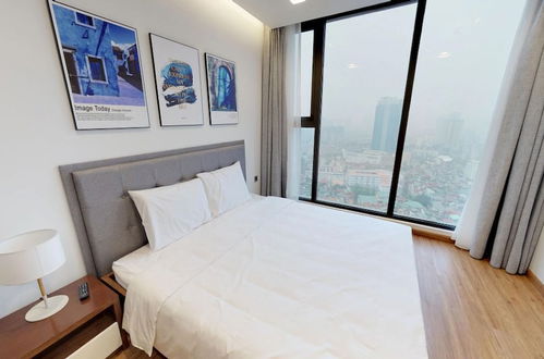 Photo 26 - Luxury Apartment in Vinhomes Metropolis