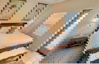 Photo 2 - Beach & Palms Condo