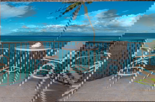 Photo 15 - Kahana Reef 402 by RedAwning
