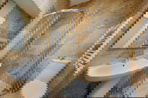 Foto 7 - Avari Apartments – Gray’s Collection