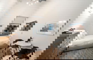Foto 1 - Sosuite Studio Acc. w Shared W/d, Gym, Lounge