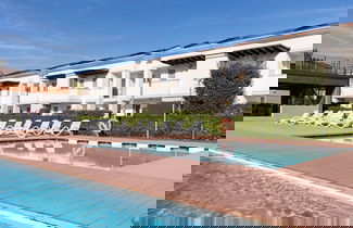 Foto 1 - Lovely Apartment Overlooking the Pool in Bibione