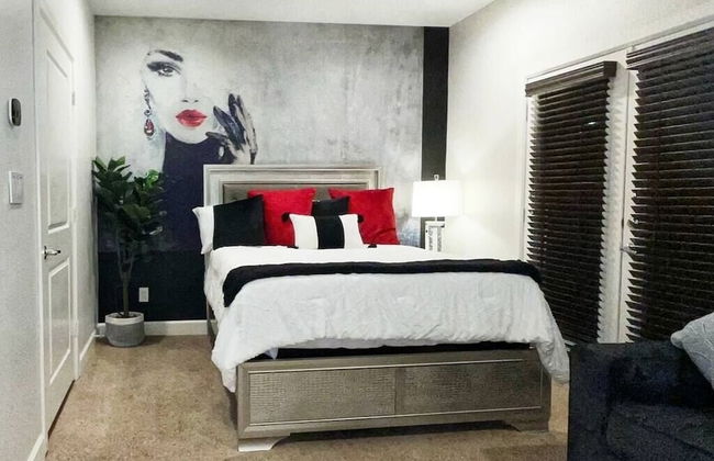 Posh Dtwn Midtown Home w Stunning Roof-topterrace - Foto 13