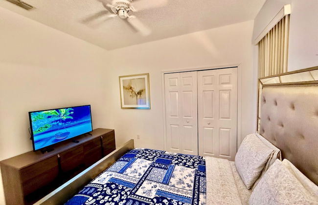 Grand Luxury Deluxe 4BR Pool Home Near Disney - Foto 45