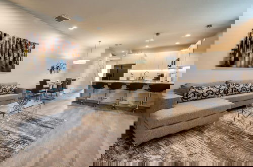 Foto 3 - Spacious New Modern Retreat