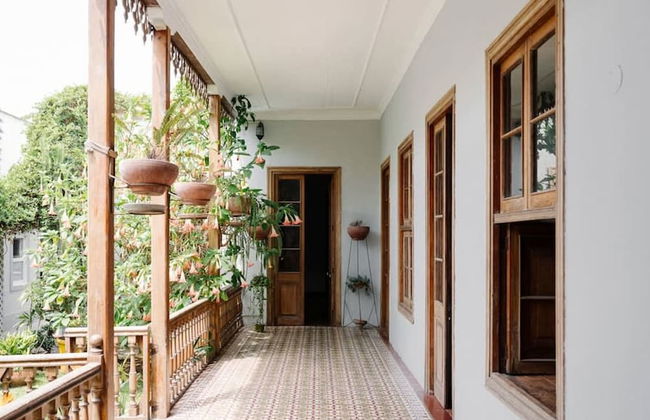 w 3BR Baroque Villa With Spacious Terrace - Photo 2