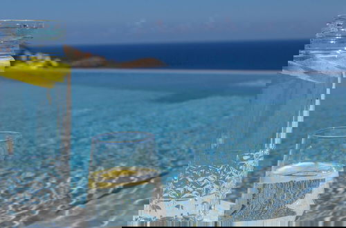 Photo 76 - Sunny Drops Blue Villa by Estia
