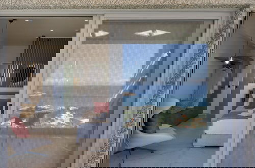 Photo 55 - Sunny Drops Blue Villa by Estia