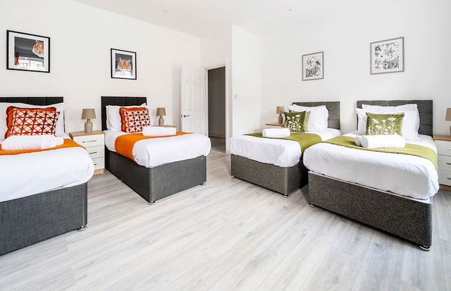 Modern Town Center Apartments Aldershot - Foto 1