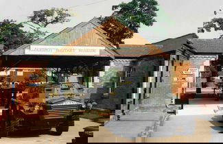 Photo 1 - Connaught Road House in Aldershot