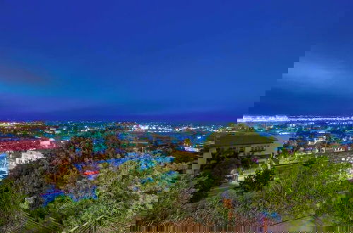 Photo 23 - The California - Dreamy San Diego Oasis w Hot Tub