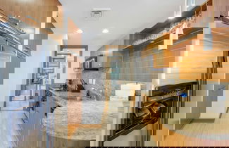 Foto 3 - Miami Luxury Executive Apartment