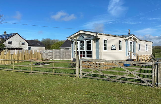 Beautiful 2-bed Chalet in Llanfairpwllgwyngyll - Foto 1