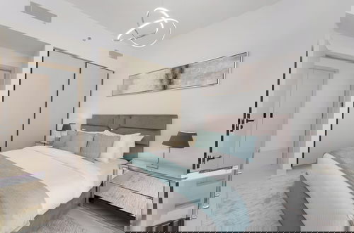 Foto 9 - Maison Privee - Exclusive Apt w/ Unmatched Dubai Marina Vistas
