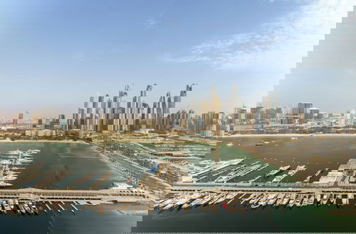 Foto 26 - Maison Privee - Exclusive Apt w/ Unmatched Dubai Marina Vistas