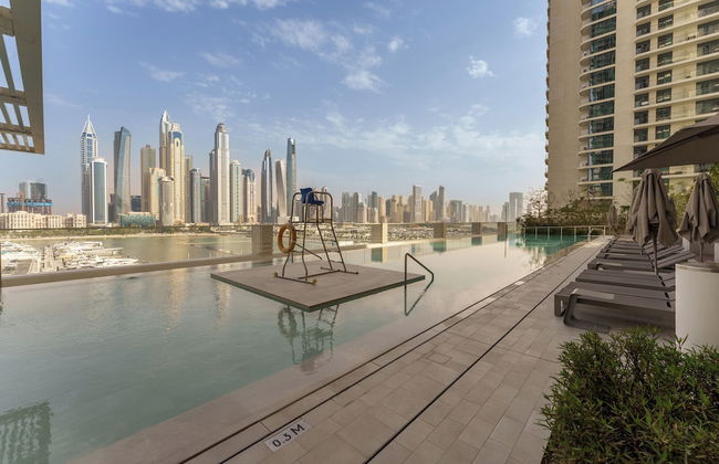 Maison Privee - Upscale Apt w/ Partial Dubai Marina & Palm Views - Foto 14