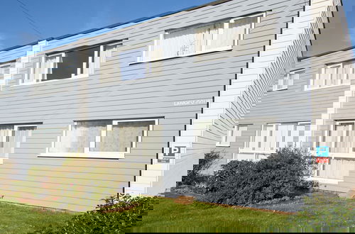 Photo 22 - Sunny Modern Nr Beach Village w Parking