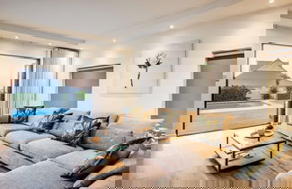 Foto 2 - Stylish Holiday Home With Private Pool Ocean Views Jumeirah Blue