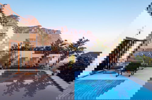 Foto 52 - Stylish Holiday Home With Private Pool Ocean Views Jumeirah Blue