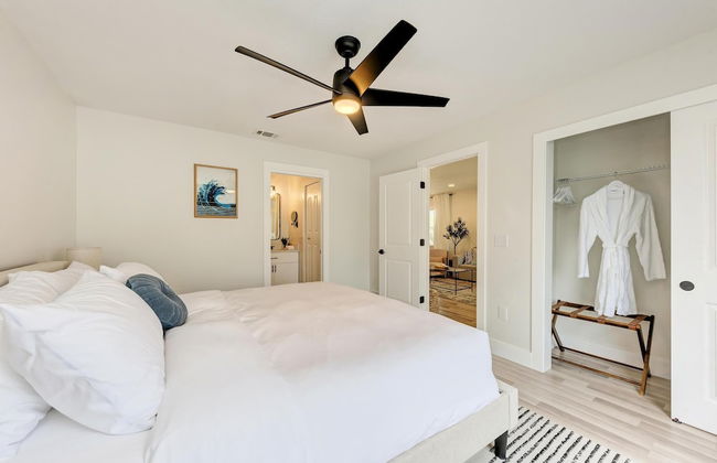 Charming Florida Beach Home w King Bed Patio - Foto 2