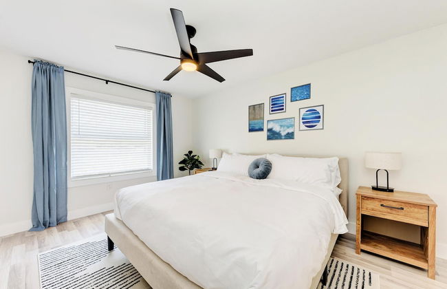 Charming Florida Beach Home w King Bed Patio - Foto 14