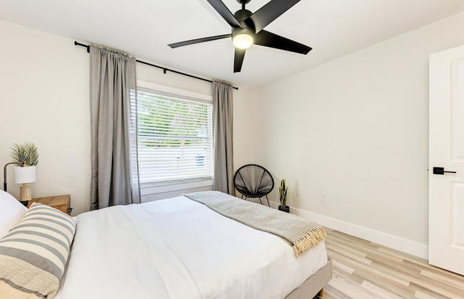 Charming Florida Beach Home w King Bed Patio - Foto 19