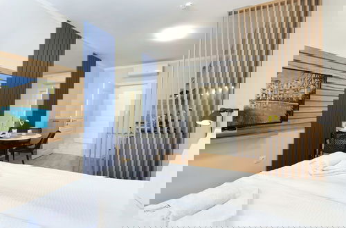 Photo 13 - Bellicity Apart Complex