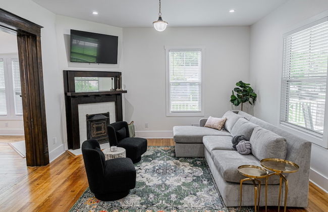 Beautiful Home Located In Historic Norcross - Photo 15