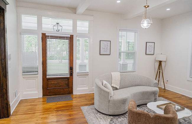 Beautiful Home Located In Historic Norcross - Photo 31