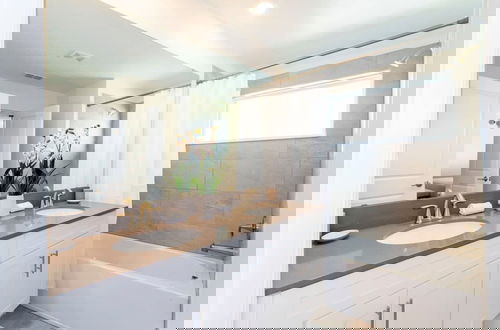 Foto 34 - Chic Modern Marvel-spacious Themed Bedrooms Private Pool