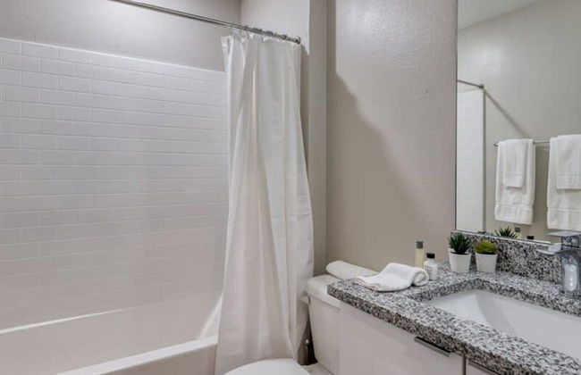 Super Spacious Near Disney With Private Pool - Foto 38