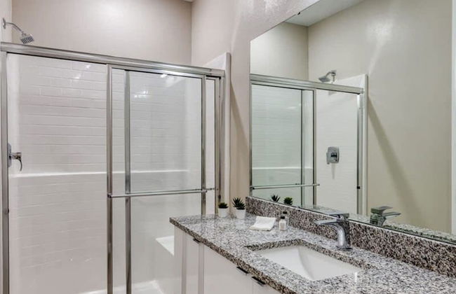Super Spacious Near Disney With Private Pool - Foto 21
