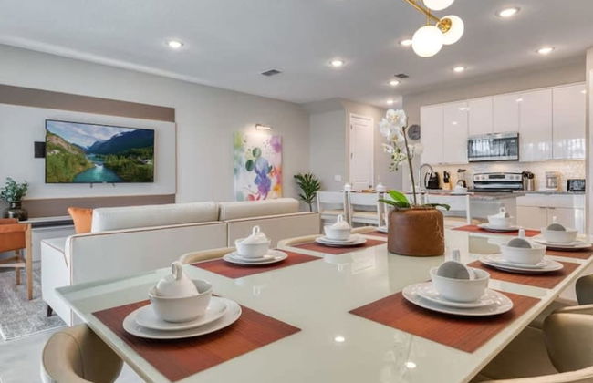 Super Spacious Near Disney With Private Pool - Foto 6