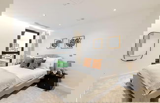 Photo 1 - Chic and Sleek Oasis