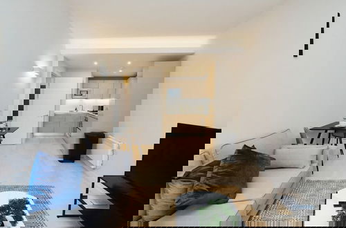 Foto 9 - Brand New 1 Bed Apt - Seven Stays Bracknell