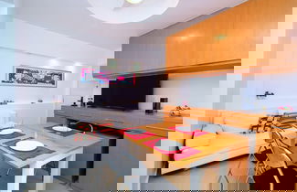 Foto 1 - Quarto & Sala a 150m da Praia U052