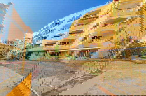 Photo 49 - Sea Breeze Beachfront Apartments