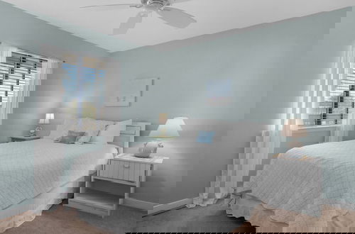 Foto 17 - Beachside Condominiums