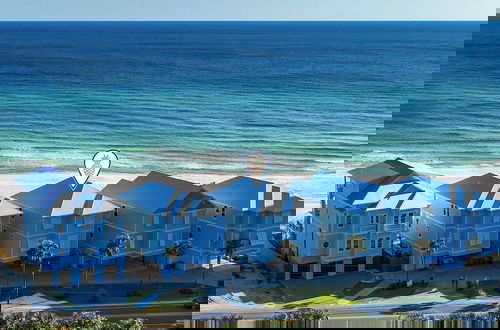 Foto 58 - Luxury Gulf Front, Private Pool, 6-seater Golf Cart, Free Beach Setup