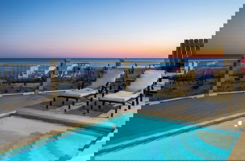 Foto 1 - Luxury Gulf Front, Private Pool, 6-seater Golf Cart, Free Beach Setup