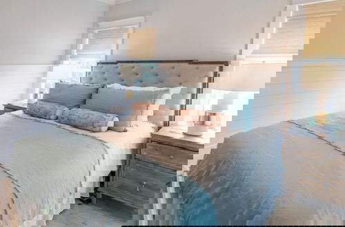 Foto 4 - Seagrove - Sleeps 13 - Private Pool- Near Seaside