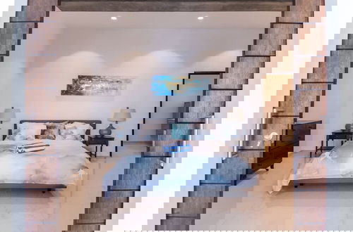 Photo 31 - Luxurious Yacht View Apt w Balcony at Famous Handelskade